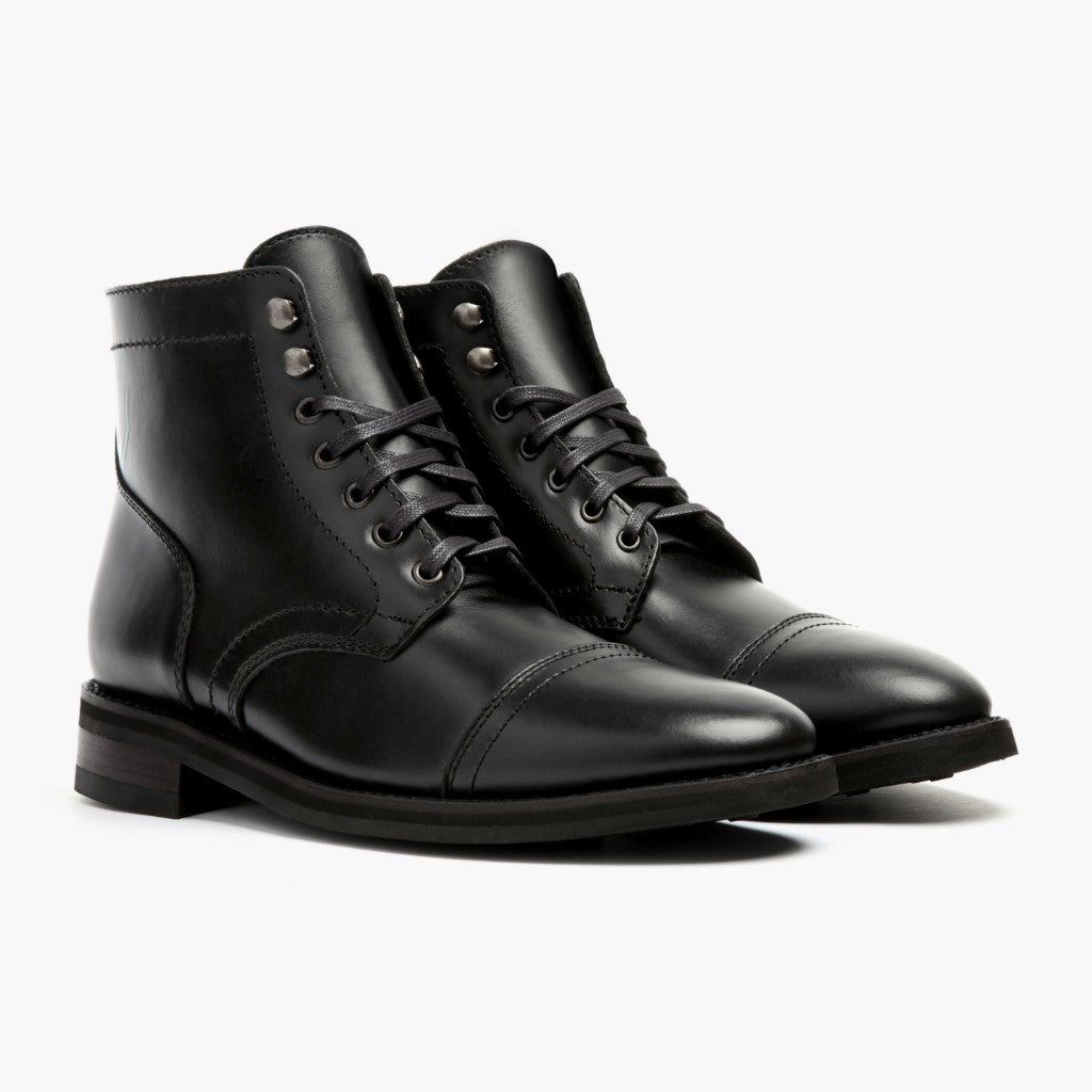 1024x1024-Men-Captain-Black-092121-3.4 Captain | Black - Image 1