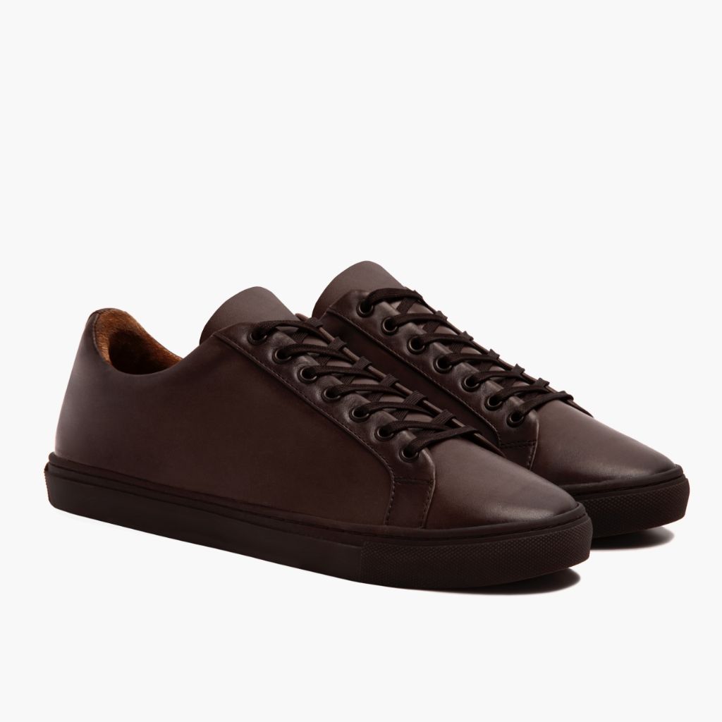 1024x1024-Men-Premier-OldEnglish-121721-3.4 Premier Low Top | Old English - Image 1