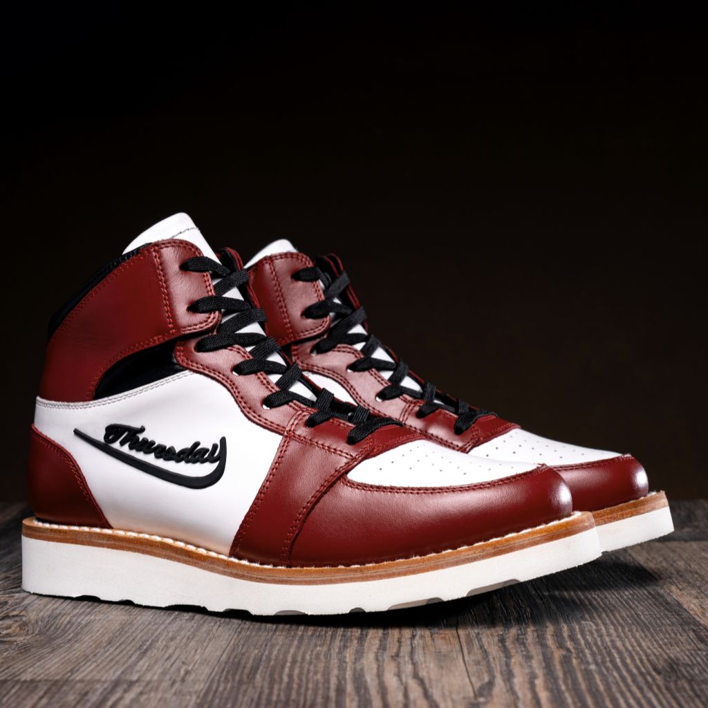 1024x1024-Mens-ShowtimeBoot-RedBlack-092524-MoodyLightbox-3.4 Showtime | Toro - Image 1