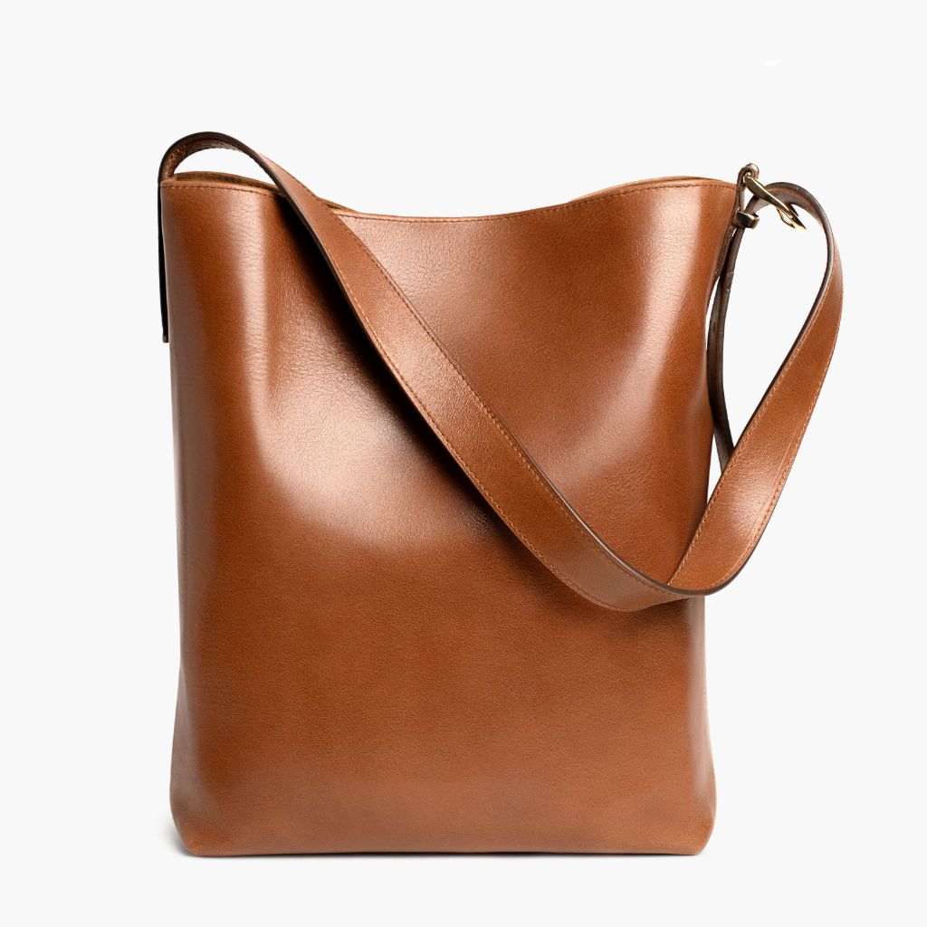1024x1024-Women-BucketBag-Saddle-091024-FrontClosed_bb73fed6-b4ee-4cb6-9271-7930f4145b65 Bucket Bag | Saddle - Image 1