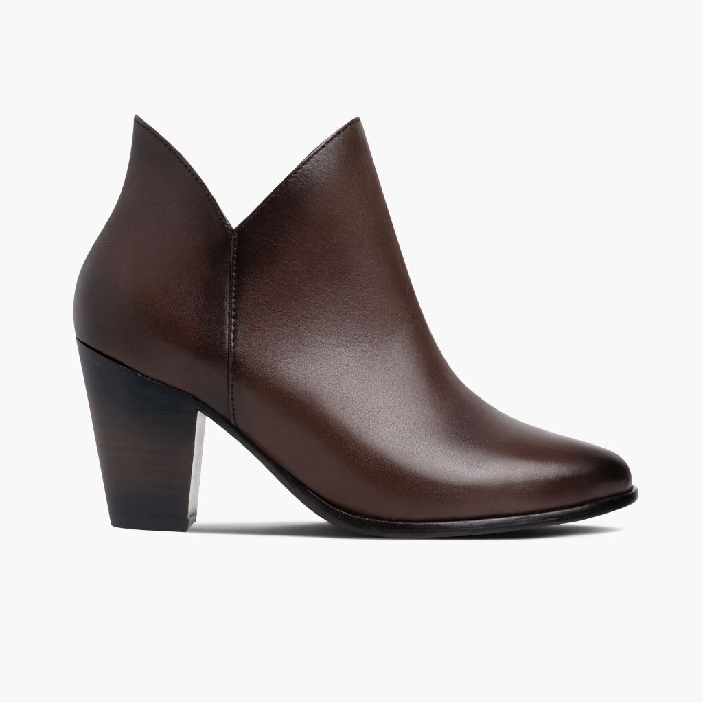 1024x1024-Women-Uptown-OldEnglish-102122-Side Uptown | Old English - Image 1