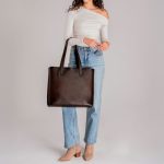 Everyday Tote | Old English (XL) - Image 8