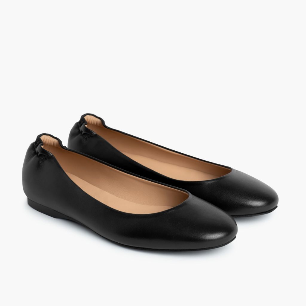 1024x1024-Womens-Scrunch-Black-052323-3.4 Scrunch | Black - Image 1